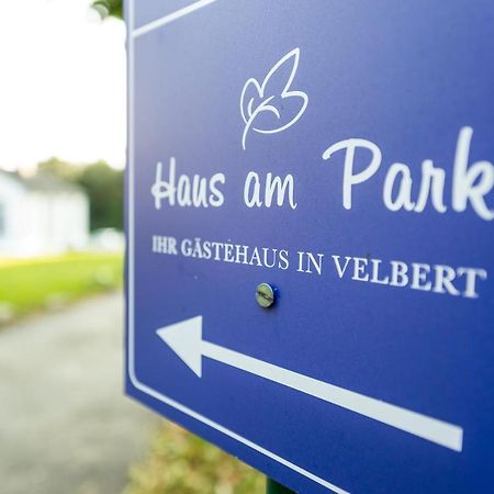Haus Am Park - Ihr Gaestehaus In Velbert Eksteriør billede